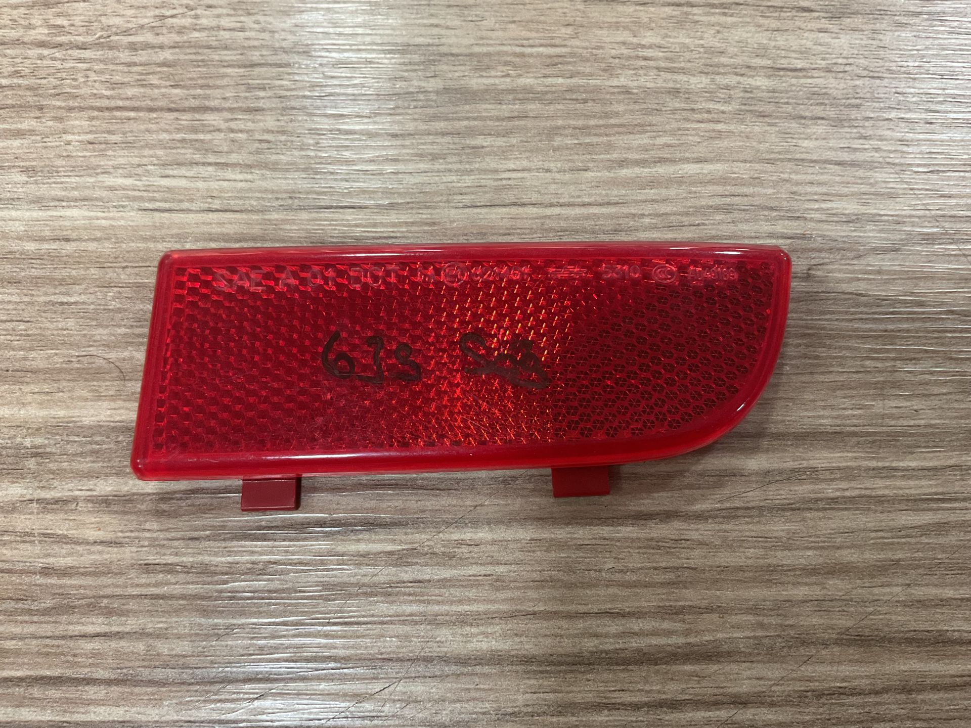 A6398260540 MERCEDES W639 SAĞ ARKA TAMPON REFLEKTÖRÜ ÇIKMA ORJİNAL