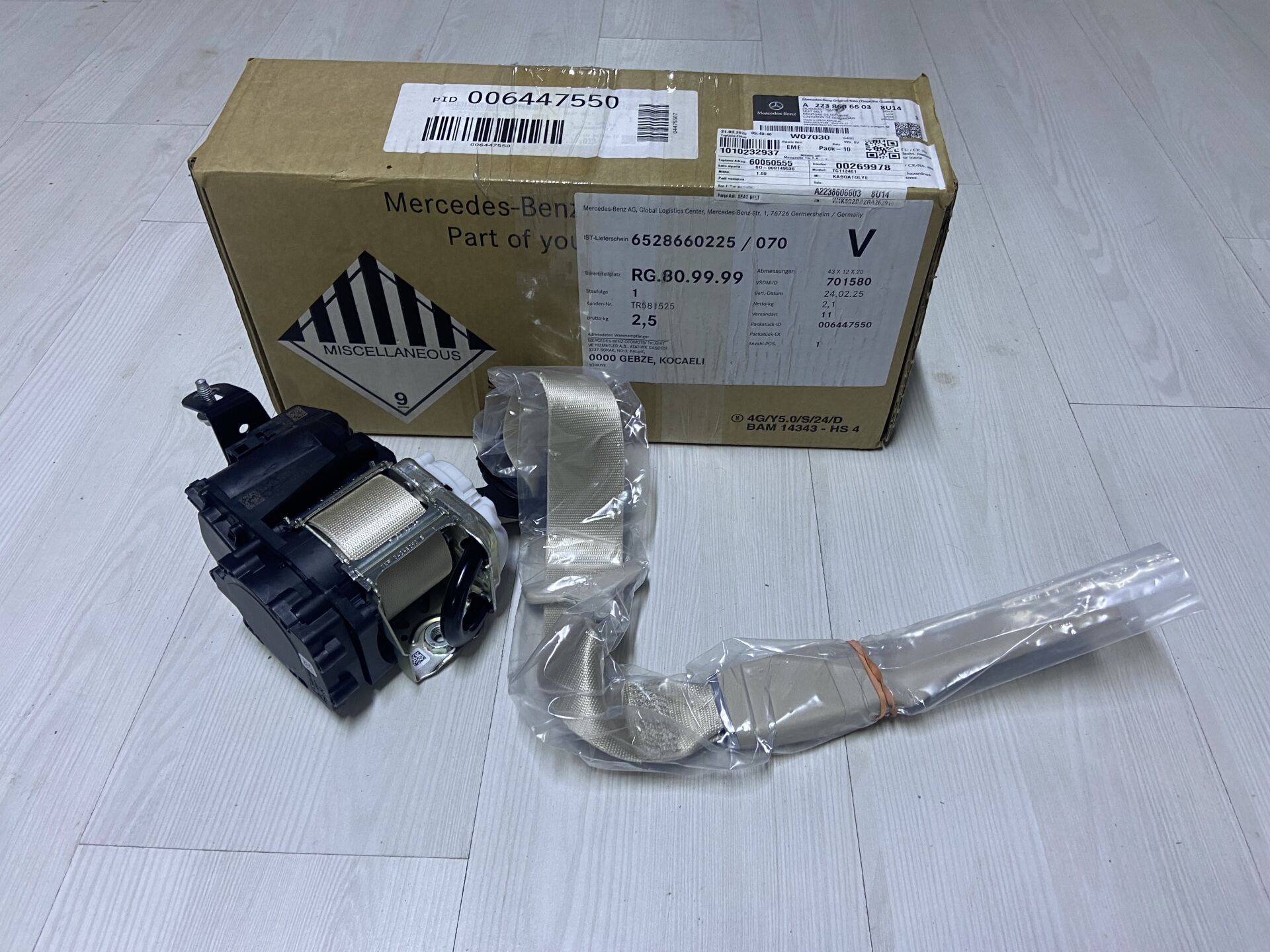 A2238606603 MERCEDES W223 SAĞ ÖN EMNİYET KEMERİ SIFIR ORJİNAL