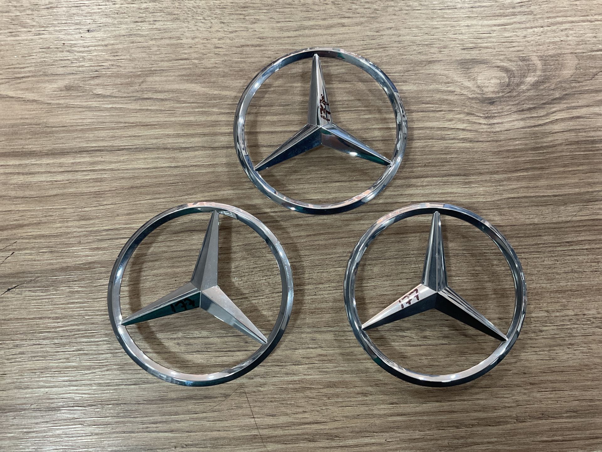 A1778170100 MERCEDES 177 A180 A200 BAGAJ YILDIZ LOGO ORJİNAL ÇIKMA