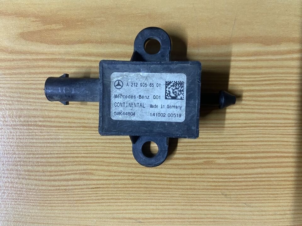 A2129056501 MERCEDES W212 E180 E200 DARBE SENSÖRÜ ÇIKMA ORJİNAL