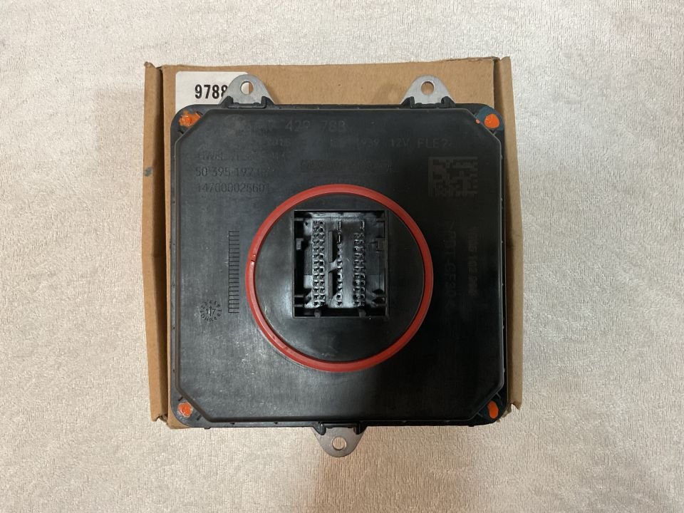 63118494844 8494844 63117457873 7457873 63117429788 7429788 BMW F15 F16 F20 F21 F52 F22 F23 F30 F31 F32 F33 F34 F36 F39 F45 F46 F48 F49 LCİ  MİNİ F54 F55 F56 LCİ FAR BEYNİ SIFIR 100€