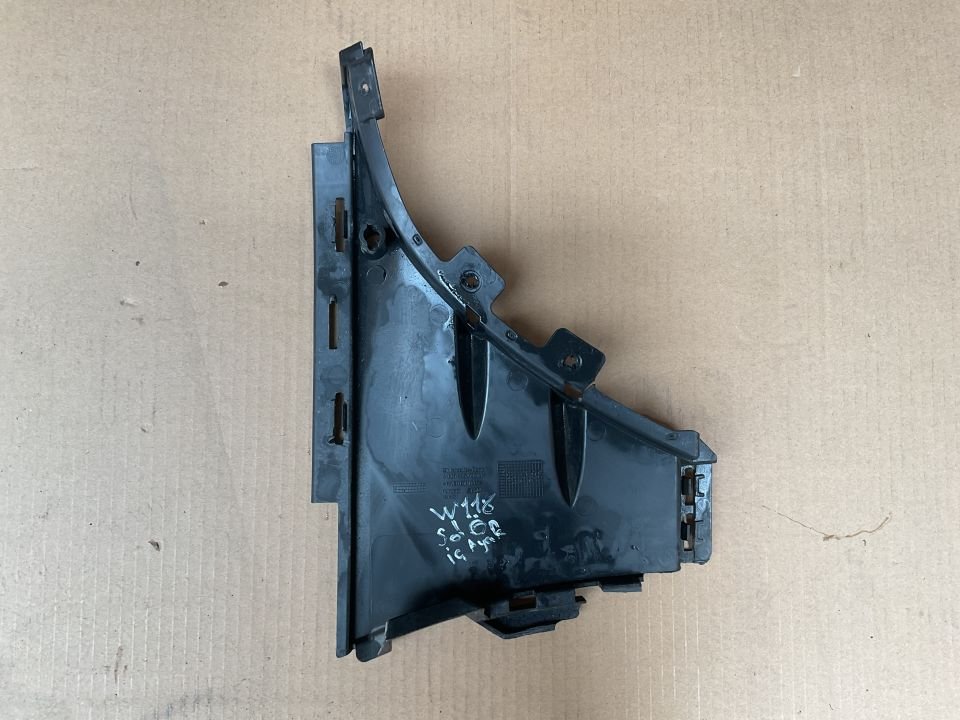 A1188854701 MERCEDES W118 ÖN TAMPON RÜZGARLIK ÇIKMA ORJİNAL