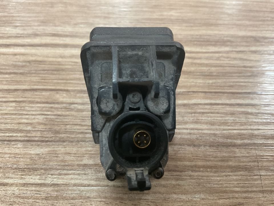 66539240351 9240351 BMW F10 F20 F30 GERİ GÖRÜŞ KAMERASI ÇIKMA ORJİNAL