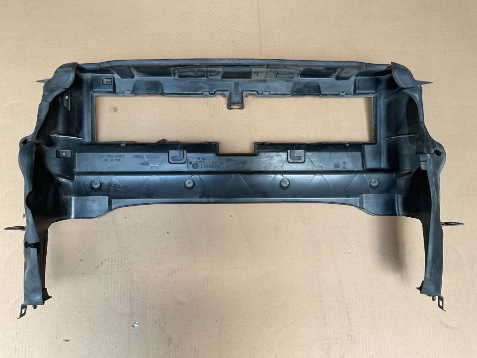 51747459747 7459747  BMW F40 ÖN PANEL ALT HAVA KANALI ÇIKMA ORJİNAL