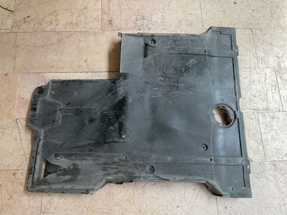 A4475200100 MERCEDES VİTO W447 MOTOR ALT MUHAFIZA ÇIKMA ORJİNAL