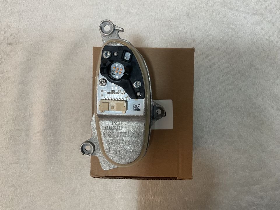 63117466109 7466109 BMW X3 G01 X4 G02 SOL FAR SİNYAL LED BEYNİ SIFIR Y.S 55€
