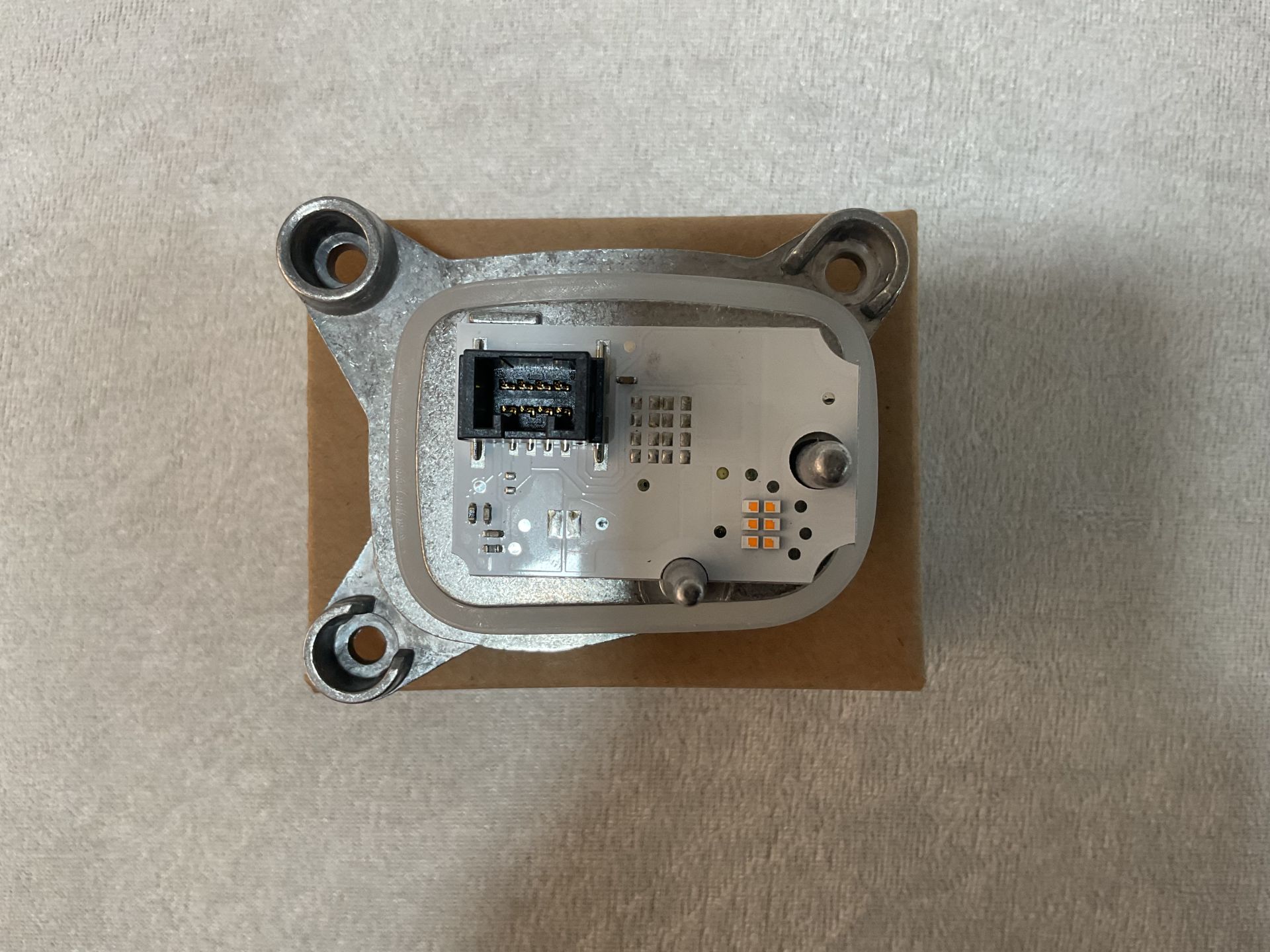 63117493234 7493234 BMW F32 LCİ SAĞ FAR SİNYAL LED MODÜLÜ SIFIR 50€
