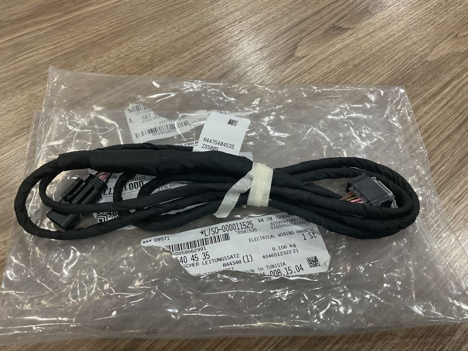 A4475404535 MERCEDES W447 ARKA RADAR TESİSATI SIFIR ORJİNAL