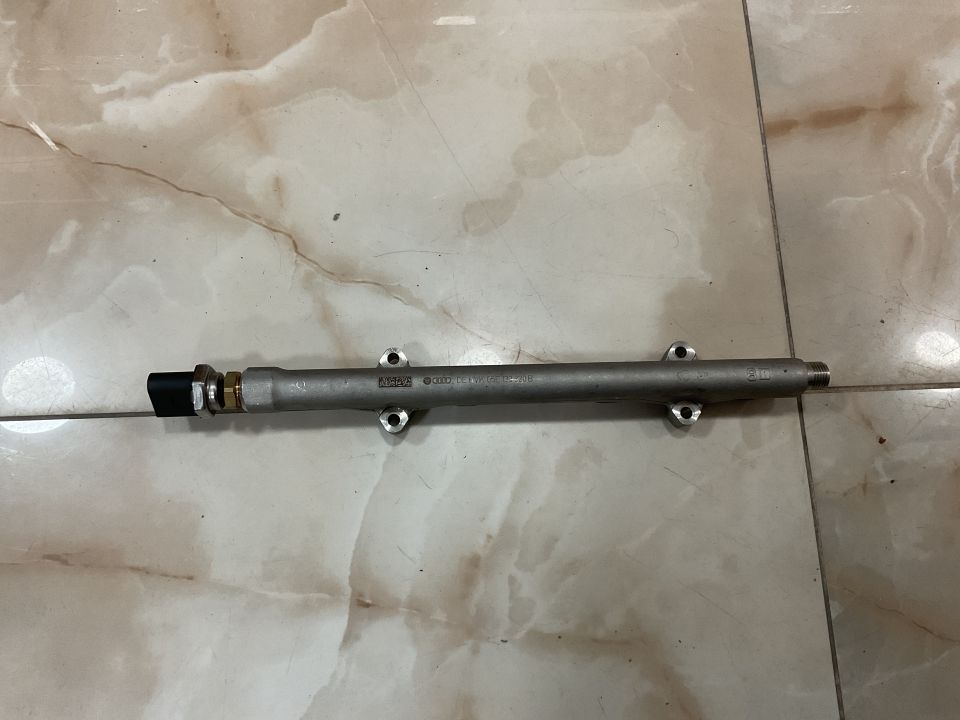 05E133320 05E133320B 04C906054C 04C906054B AUDİ YAKIT DAĞITICI SIFIR