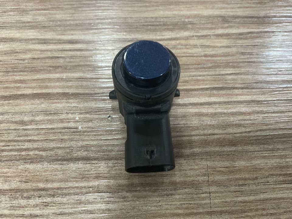 66209472277 9472277 BMW G20 G21 PARK SENSÖRÜ ÇIKMA ORJİNAL