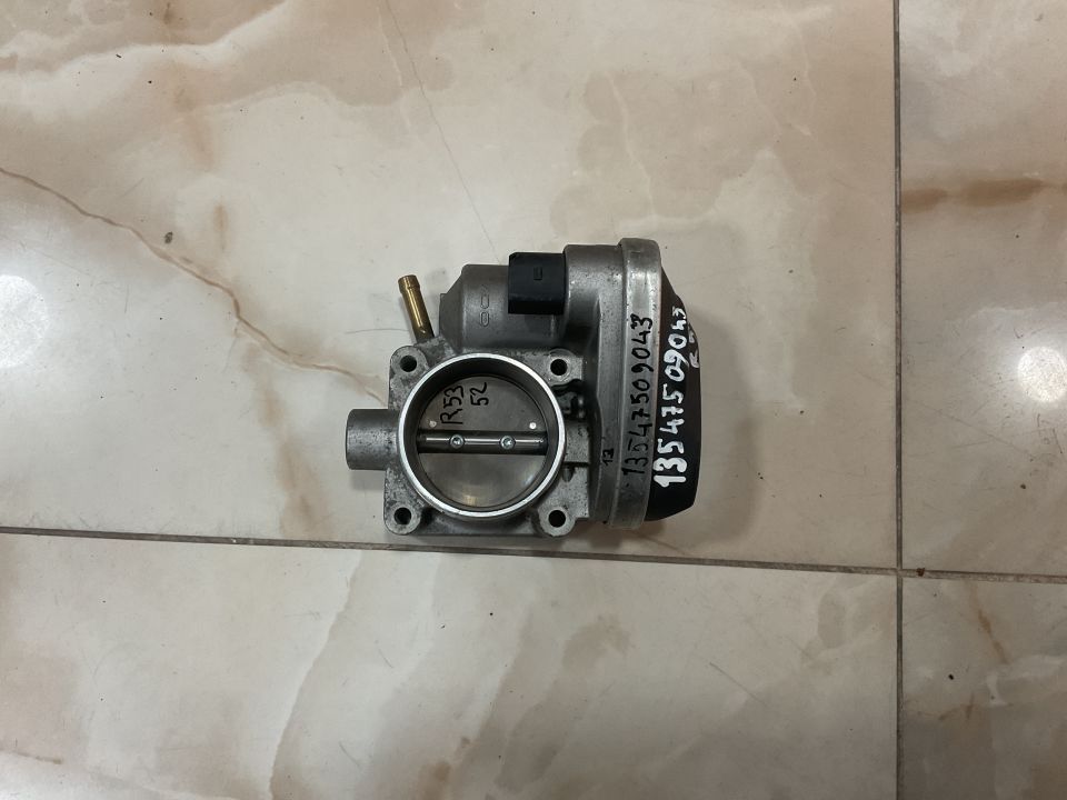 13547509043 7509043 MİNİ R52 R53 GAZ KELEBEĞİ ÇIKMA ORJİNAL