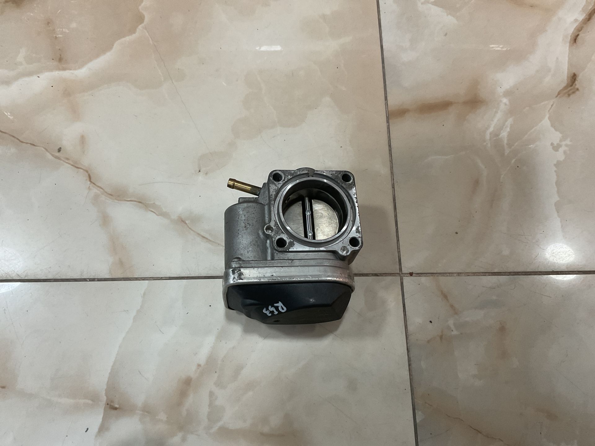 13547509043 7509043 MİNİ R52 R53 GAZ KELEBEĞİ ÇIKMA ORJİNAL