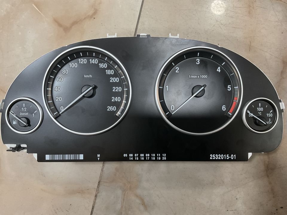 62109364607 9364607 BMW F15 GÖSTERGE EKRANI ÇIKMA ORJİNAL