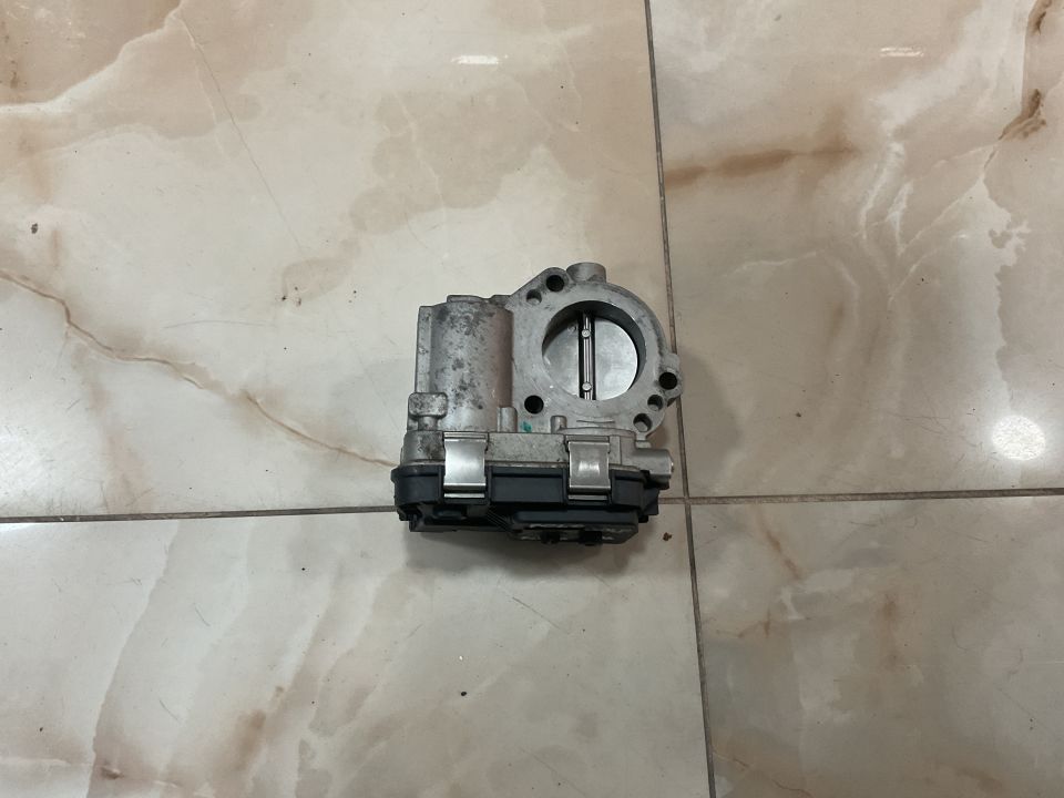 04C133062C POLO GOLF JETTA PASSAT (2015-2020) GAZ KELEBEĞİ ÇIKMA