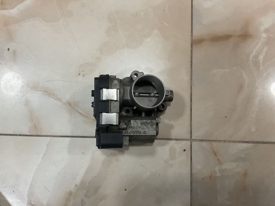 04C133062C POLO GOLF JETTA PASSAT (2015-2020) GAZ KELEBEĞİ ÇIKMA