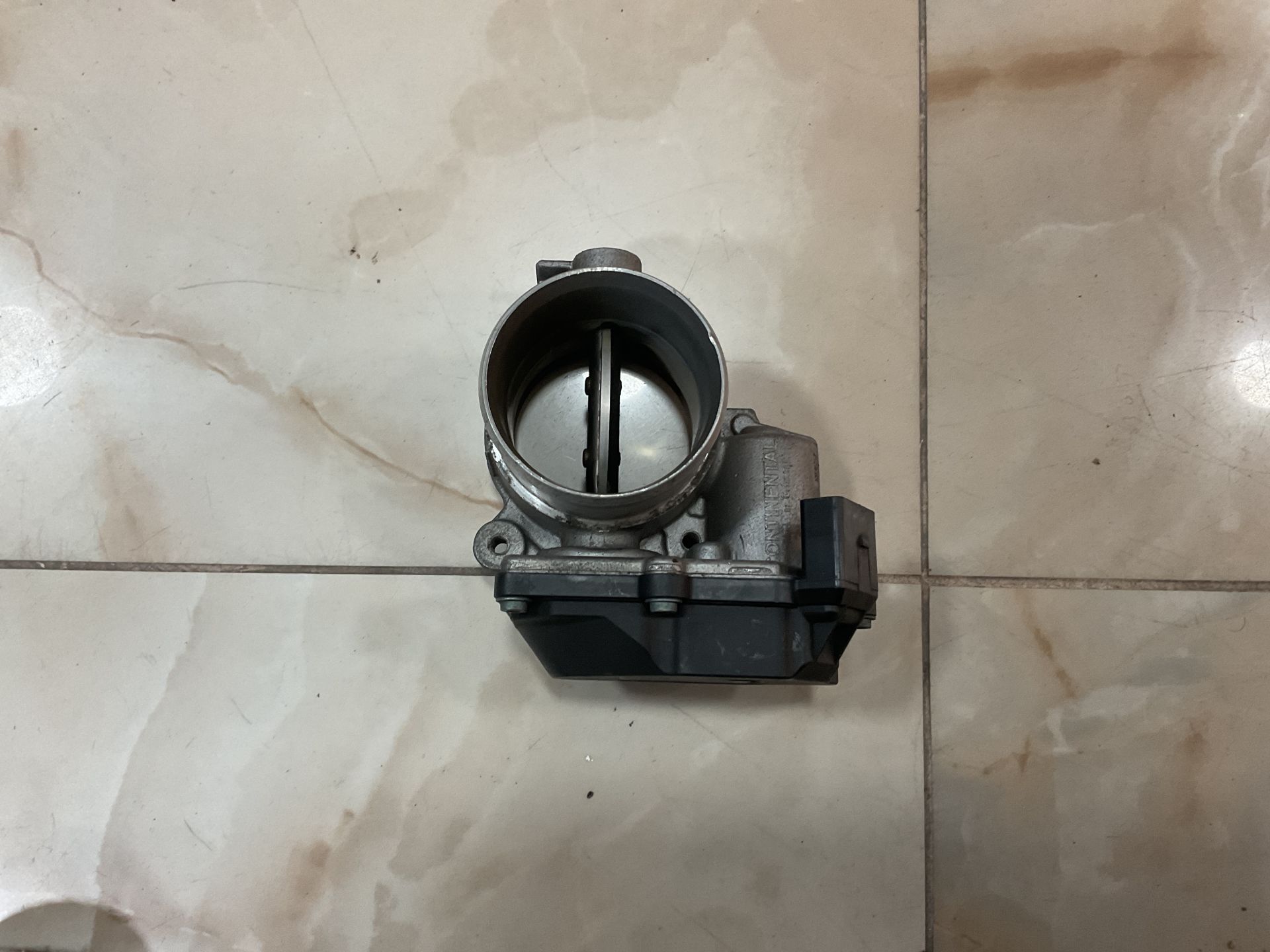 A2C83592300 059145950 AUDİ A5 A4 A6 GAZ KELEBEĞİ ÇIKMA ORJİNAL