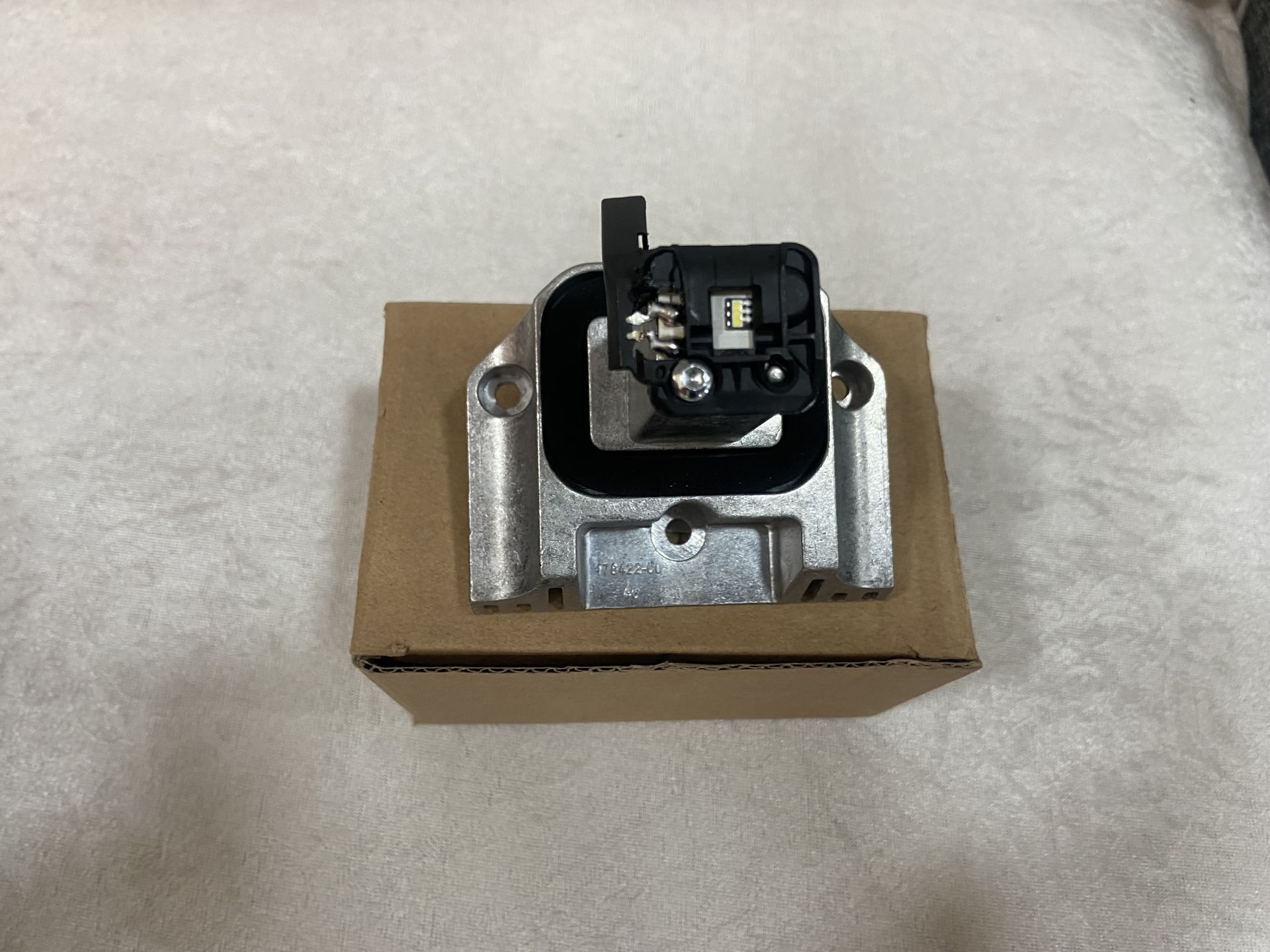 63117296905 7296905 BMW F20 ALT LED MODÜLÜ SIFIR 25€