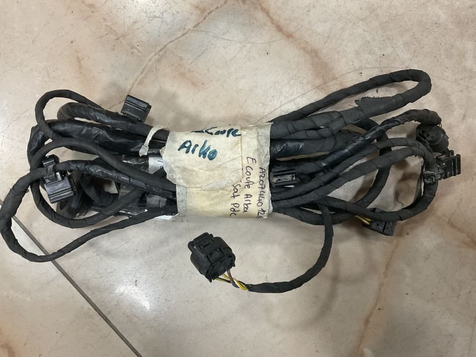 A2074401208 MERCEDES W207 ARKA PARK SENSÖR TESİSATI ÇIKMA ORJİNAL