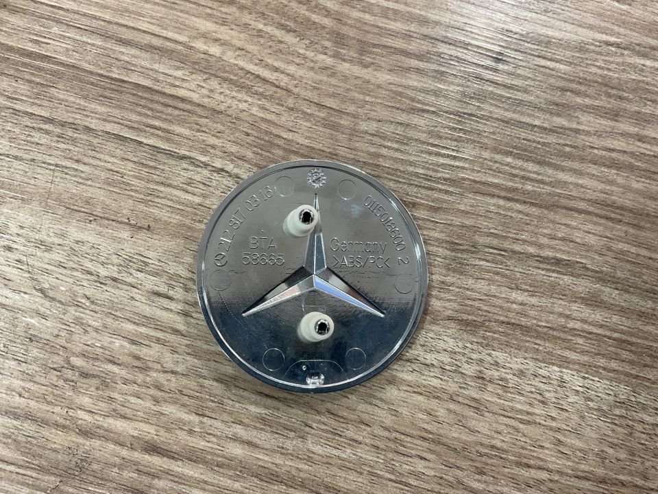 A2128170316 MERCEDES W212 W205  ÖN KAPUT AMBLEMİ SIFIR ORJİNAL