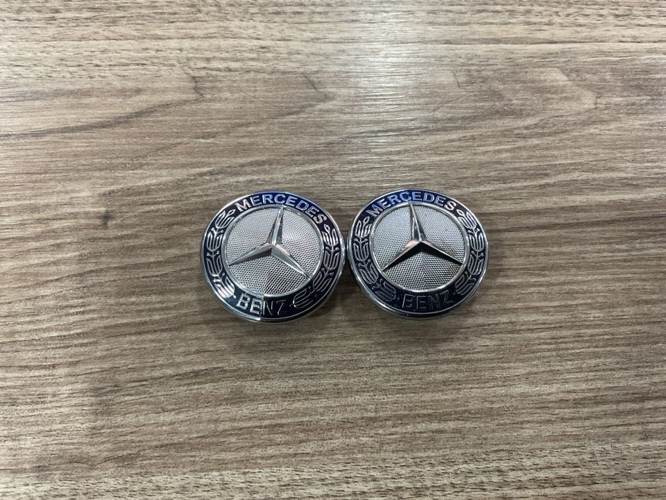 A2218170016 MERCEDES W211 W212 W221 ÖN PANJUR AMBLEMİ ÇIKMA ORJİNAL