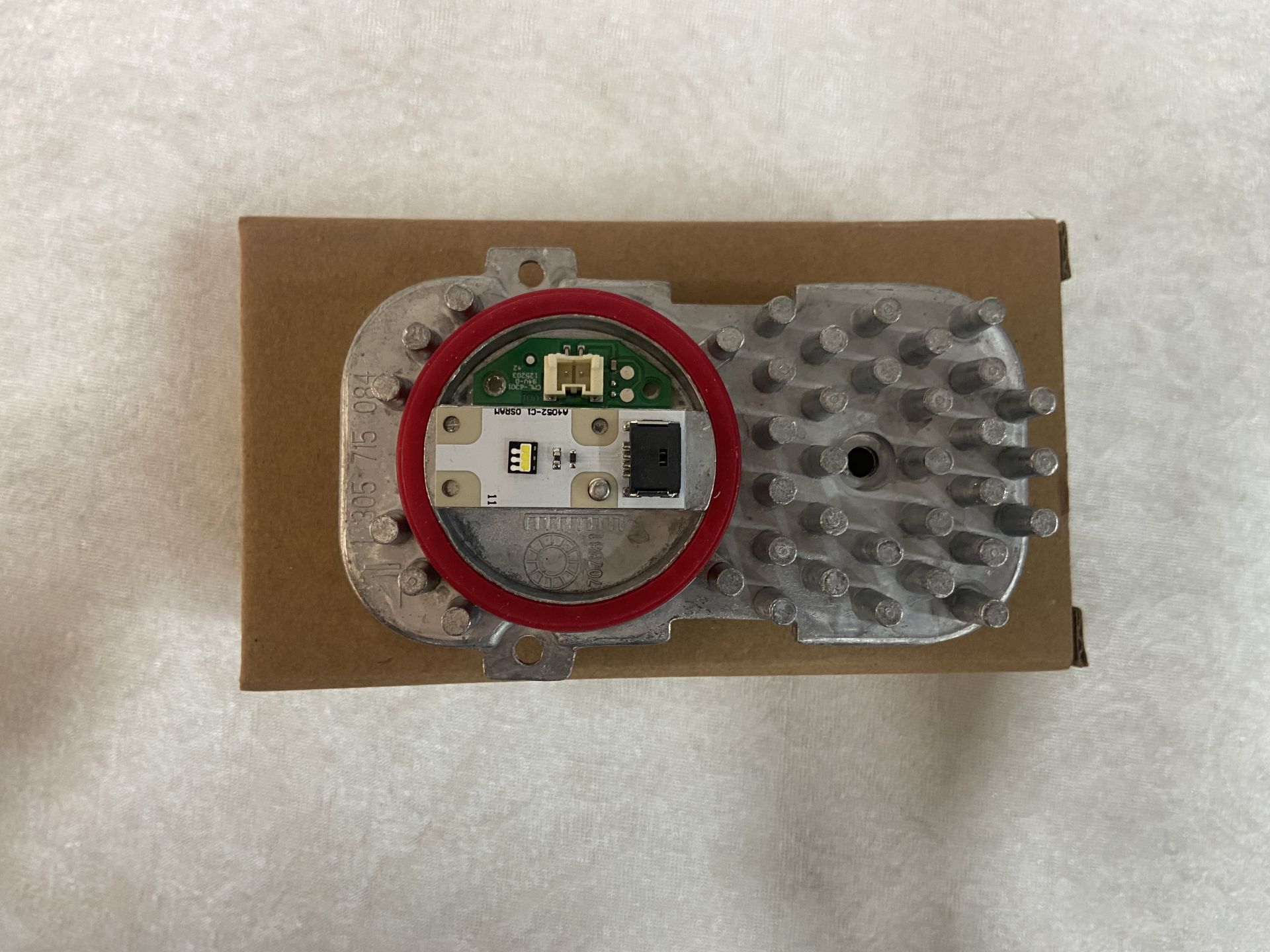 63117263051 7263051 BMW F32 ALT LED MODÜLÜ SIFIR 35€