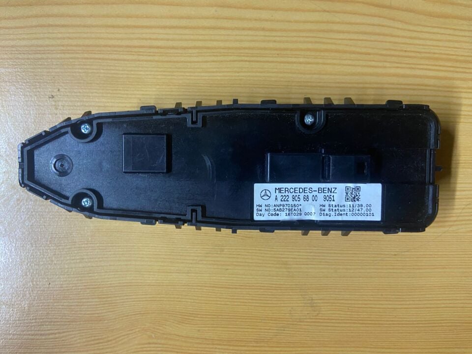 A2229056800 MERCEDES W205 C180 C200 W253 GLC SOL ÖN CAM DÜĞMESİ ÇIKMA ORJİNAL