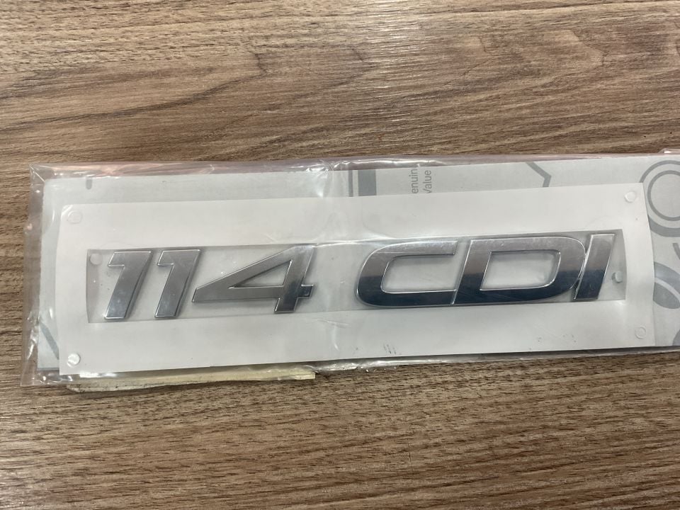 A4478170314 MERCEDES VİTO W447 114 CDİ BAGAJ YAZISI SIFIR ORJİNAL