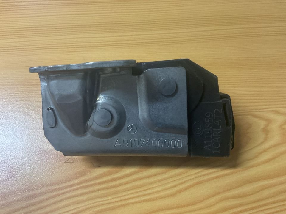 A9107400000 MERCEDES W910 ARKA SAĞ ÜST KAPI KİLİDİ ÇIKMA ORJİNAL