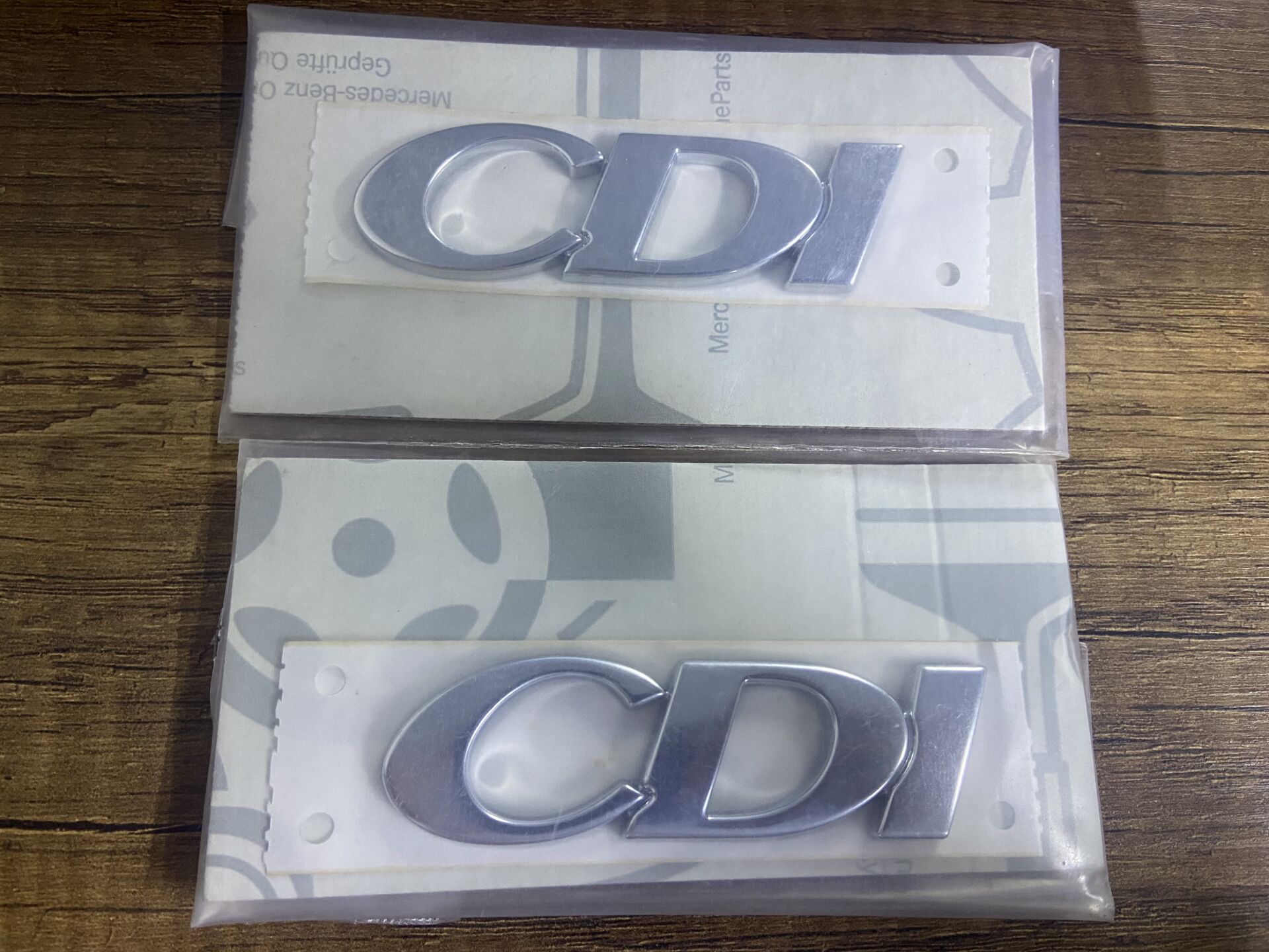 A6398171200 MERCEDES W639 VİANO CDI BAGAJ YAZISI SIFIR ORJİNAL