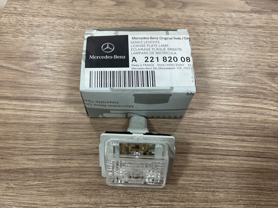 A2218200856 MERCEDES W221 W216 W218 W222 W231  ARKA PLAKA LAMBASI SIFIR ORJİNAL