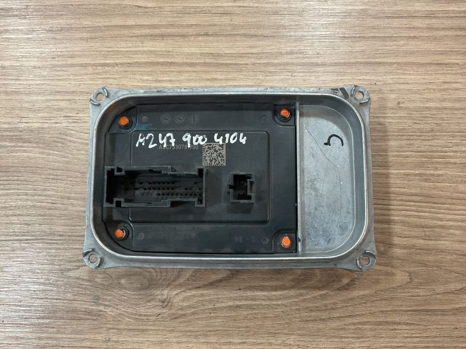 A2479004104 A2479003603 A2479010902 A2479023401 MERCEDES W118 118 CLA W167 167 GLE W177 177 A W205 205 C W238 238 E COUPE W243 243 EQB W247 247 B W253 253 GLC SOL FAR LED BEYNİ ÇIKMA ORJİNAL