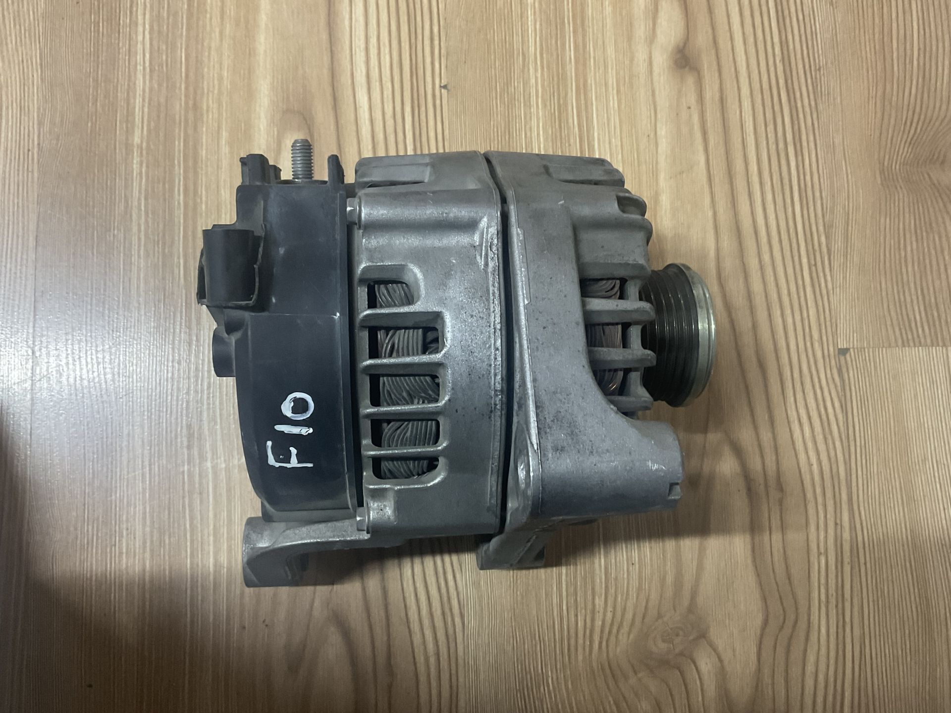 8507625 BMW F10 ŞARJ DİNAMOSU ÇIKMA ORJİNAL