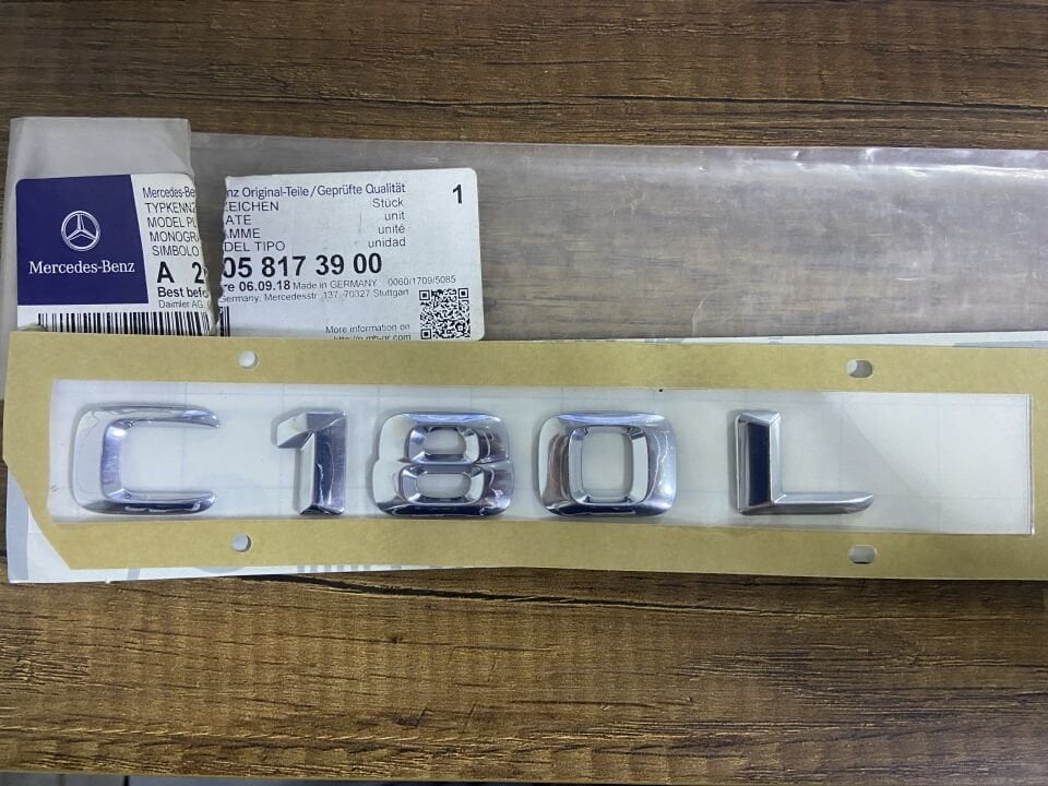 A2058173900 MERCEDES W205 C180L C 180 L C180 L BAGAJ YAZISI SIFIR ORJİNAL