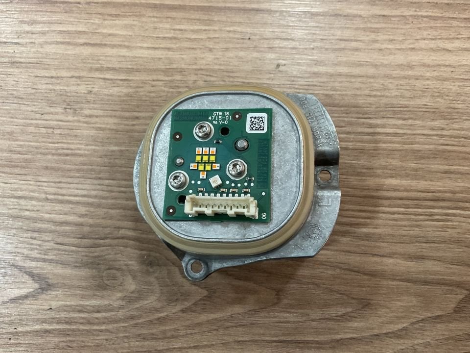 A2189065800 MERCEDES W218 W246 W166 W292 SOL SİNYAL LED BEYNİ ÇIKMA ORJİNAL