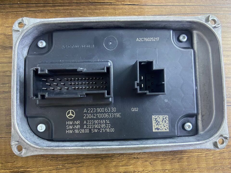 A2239006330 MERCEDES W206 W214 W232 W236 W295 FAR BEYNİ ÇIKMA ORJİNAL