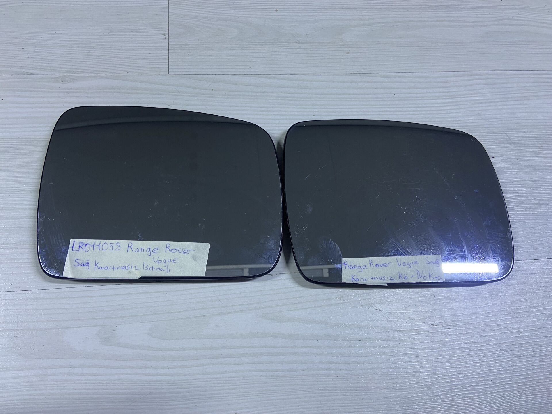 LR011058 RANGE ROVER VOGUE KARARTMASIZ ISITMALI SAĞ AYNA CAMI ÇIKMA ORJİNAL