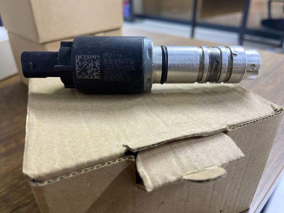 304E906455AC GOLF 7 PASSAT B8 AUDİ A3 A6 EGZANTRİK SENSÖRÜ SIFIR ORJİNAL