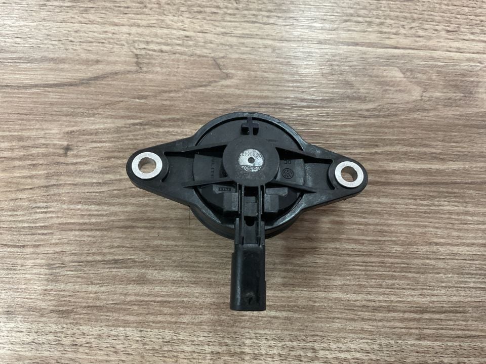 04E906423B 04E906423C 1.5 TSİ MOTOR SELONOİD SENSÖRÜ SIFIR