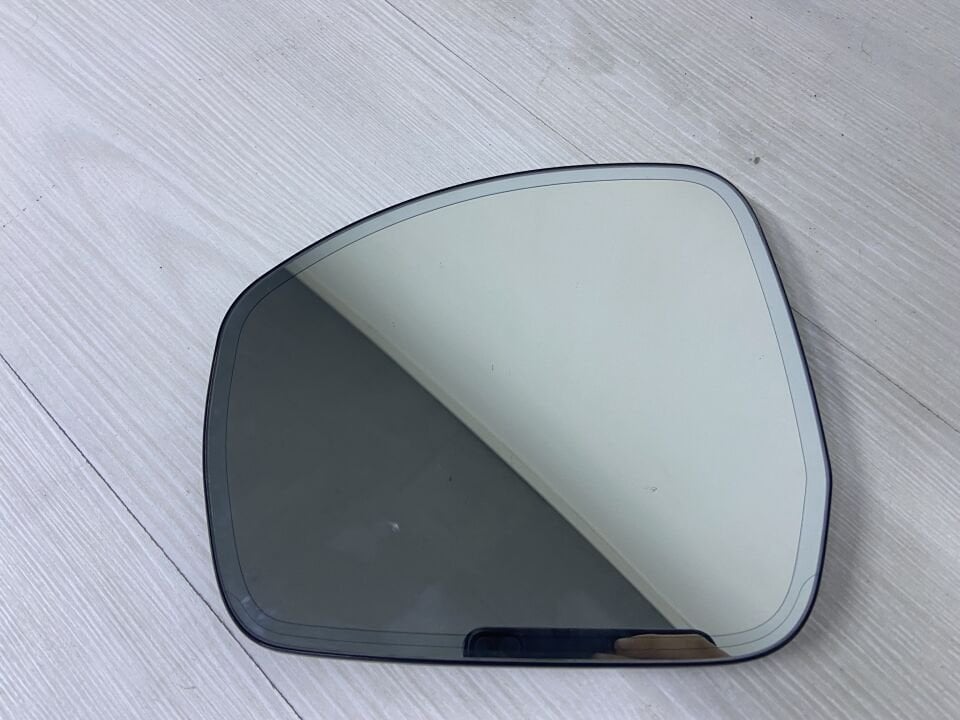 LR035046 RANFE ROVER VOGUE SPORT DİSCOVERY SOL KARARTMALI ISITMALI ÇIKMA ORJİNAL