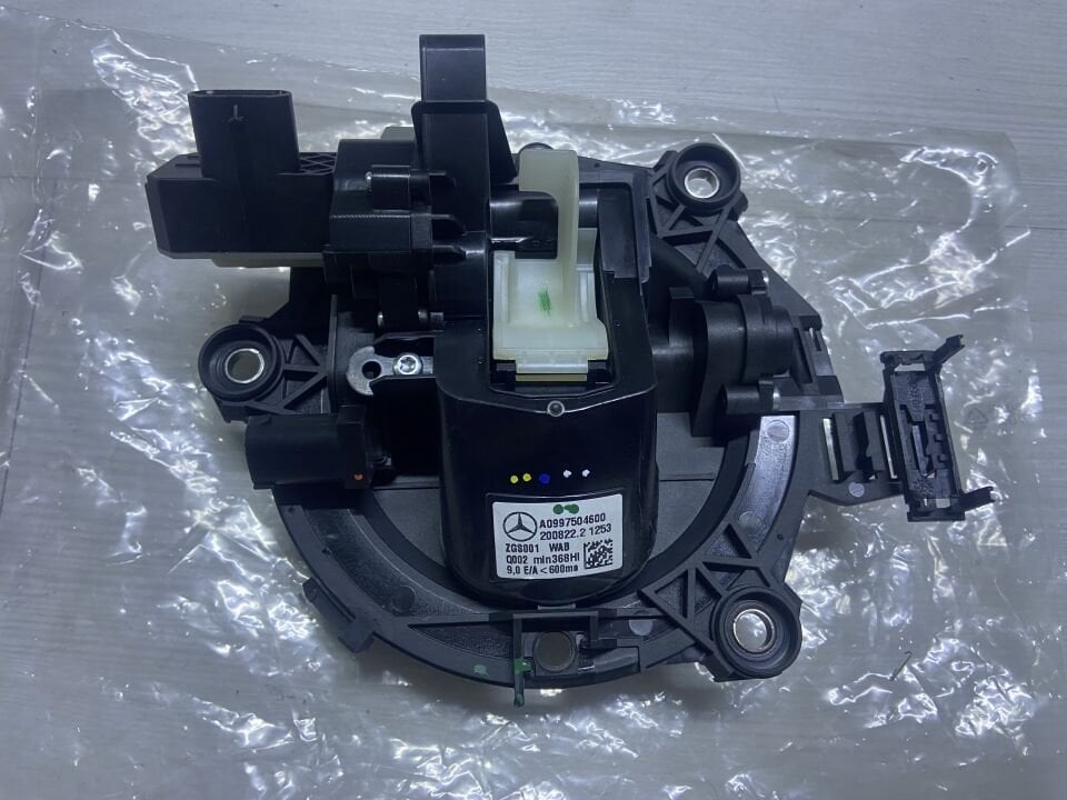 A0997504600 A0998106803 MERCEDES W118 W167 W238 W243 W253 W257 W293 BAGAJ AÇMA MOTORU SIFIR ORJİNAL