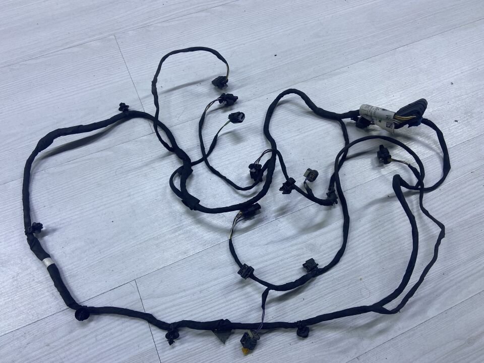 A2065402837 MERCEDES W206 ÖN TAMPON PARK SENSÖR TESİSATI ÇIKMA ORJİNAL