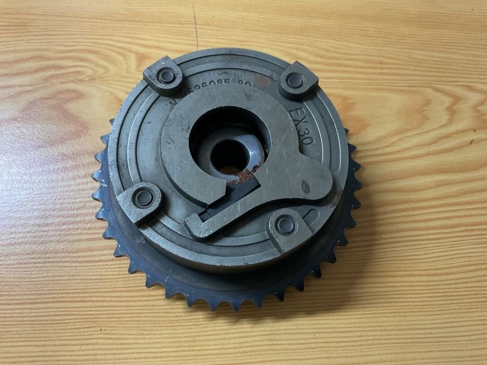7536085 BMW F30 VANOS DİŞLİSİ ÇIKMA ORJİNAL