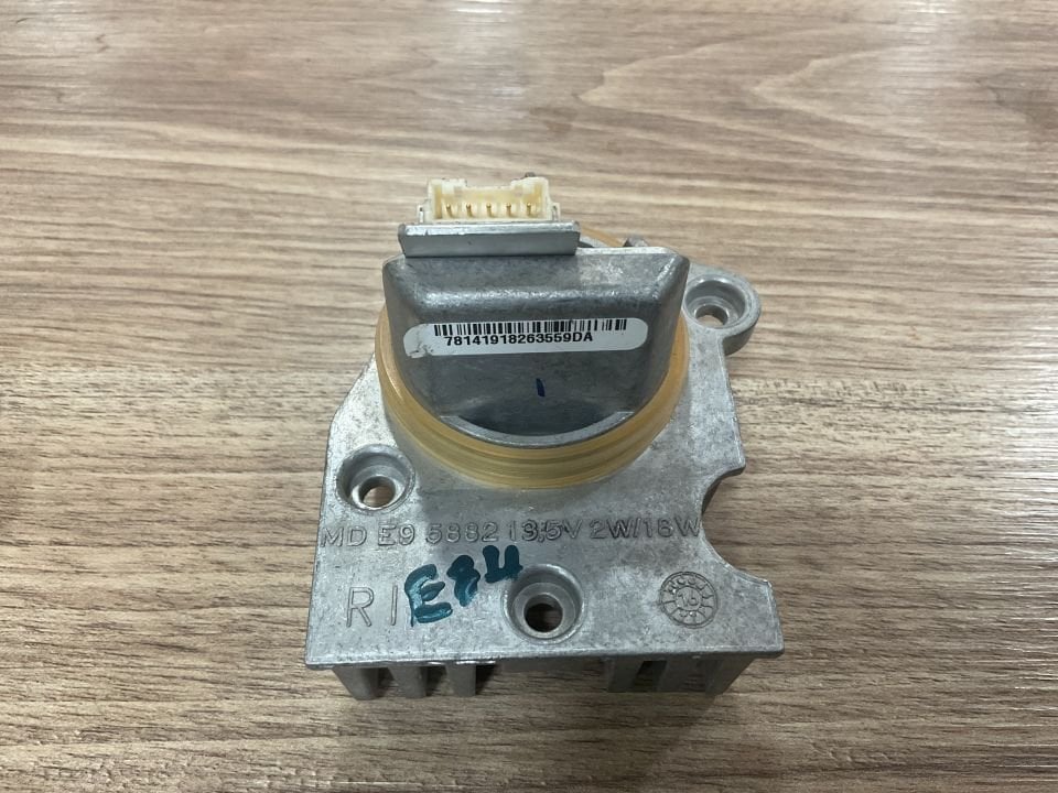 7384597 BMW E84 X1 SAĞ FAR LED BEYNİ ÇIKMA ORJİNAL