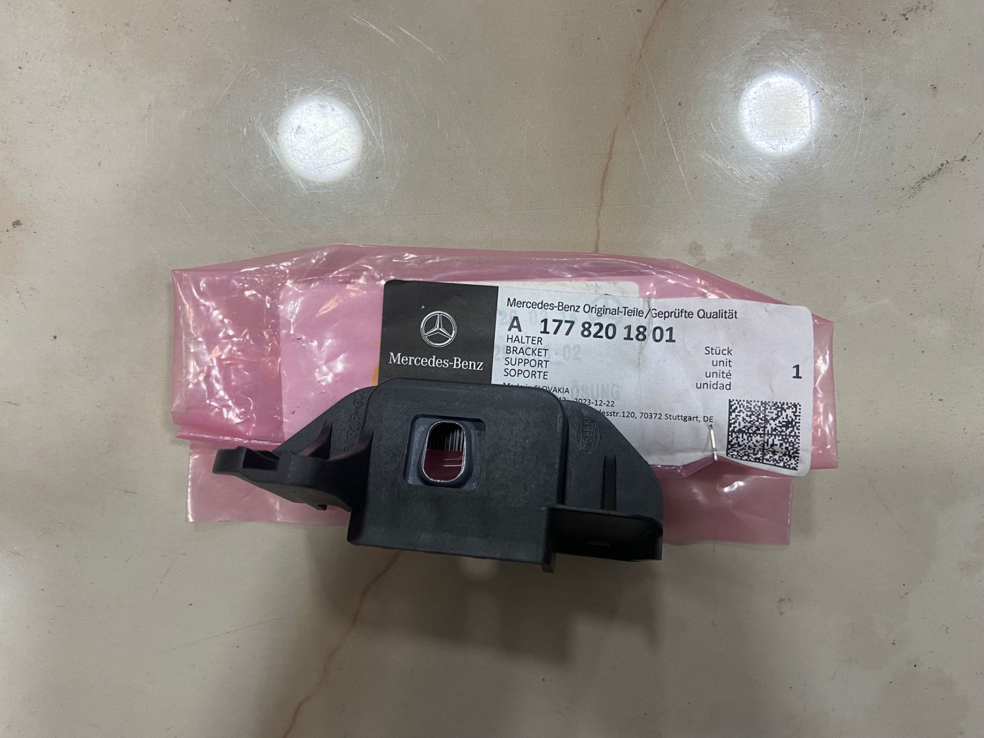 A1778201801 MERCEDES W118 CLA W177 A180 SAĞ FAR AYAK SIFIR ORJİNAL