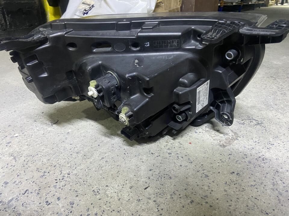 A4709060800 MERCEDES W470 X CLASS SOL ÖN FAR ÇIKMA ORJİNAL