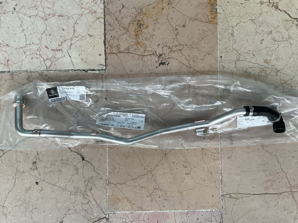 A6542039600 MERCEDES W205 W213 W238 YAĞ SOĞUTMA HORTUMU SIFIR ORJİNAL