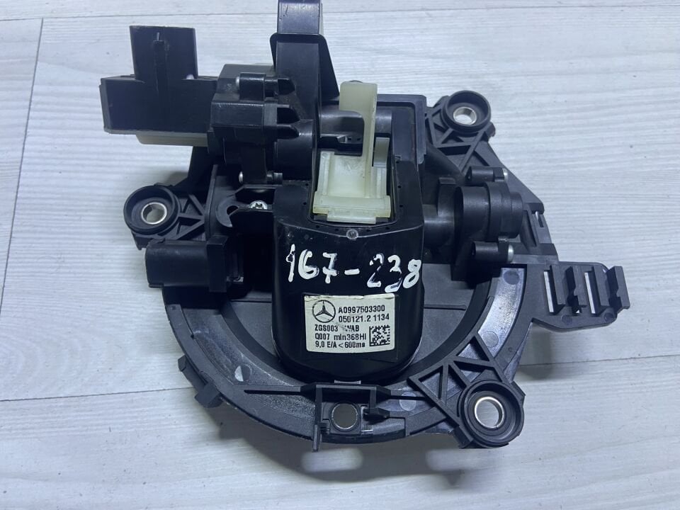 A0997503300 A0997506803 MERCEDES W118 W167 W238 W243 W253 W257 W293 BAGAJ AÇMA MOTORU ÇIKMA ORJİNAL