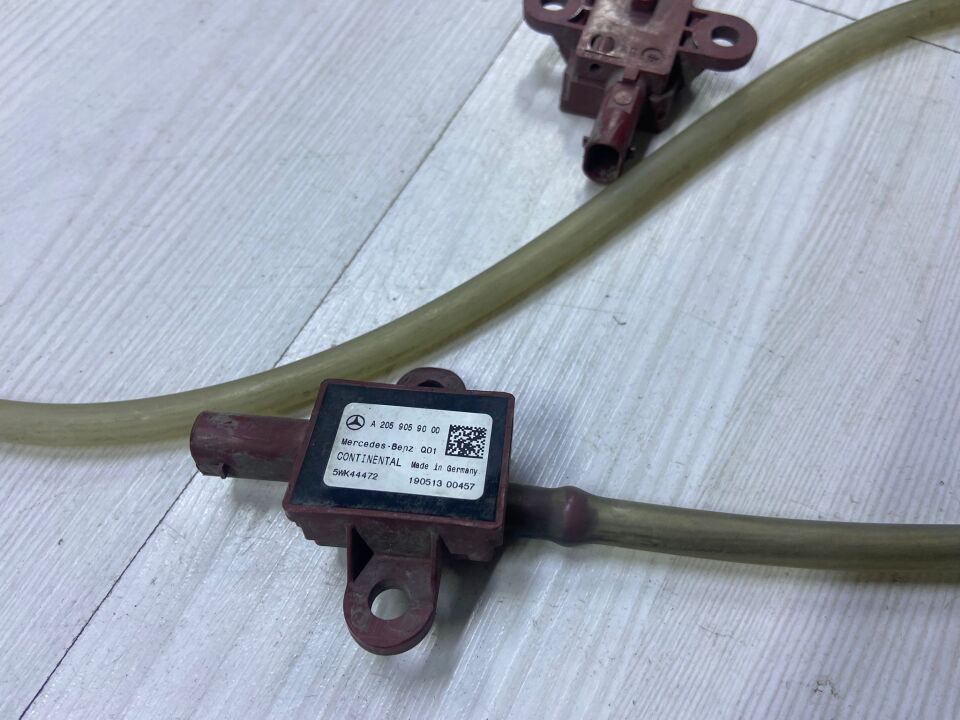 A2059059000 MERCEDES W205 C DARBE SENSÖRÜ SERUM HORTUMLU ÇIKMA ORJİNAL