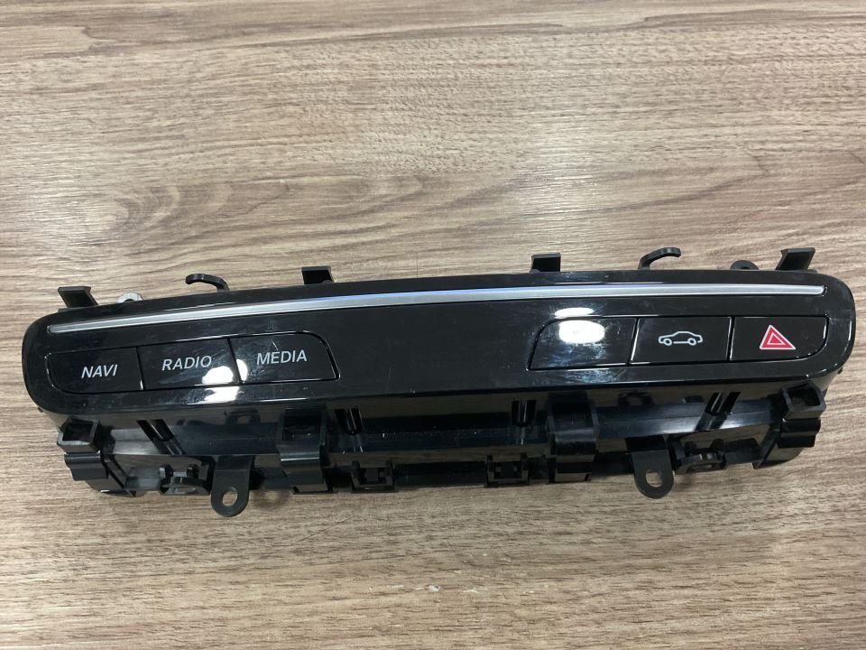 A2059056011 MERCEDES W205 W253 DÖRTLÜ DÜĞME GRUBU ÇIKMA ORJİNAL