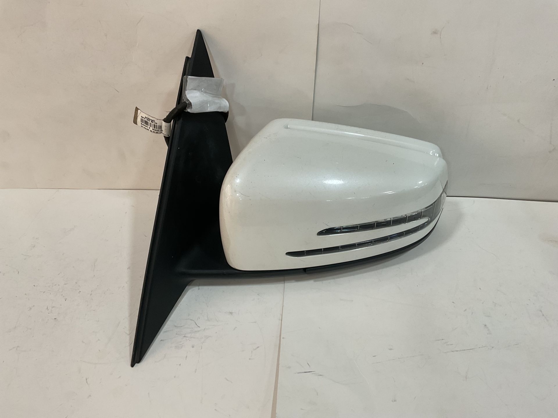A2048106993 MERCEDES W204 C W207 E W117 CLA W176 A KARARTMALI KÖR NOKTALI SOL AYNA ÇIKMA ORJİNAL